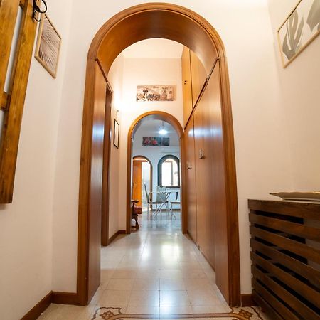 Apartamento Centro Stazione Aeroporto Wi-Fi&Self Check-In Palermo Exterior foto